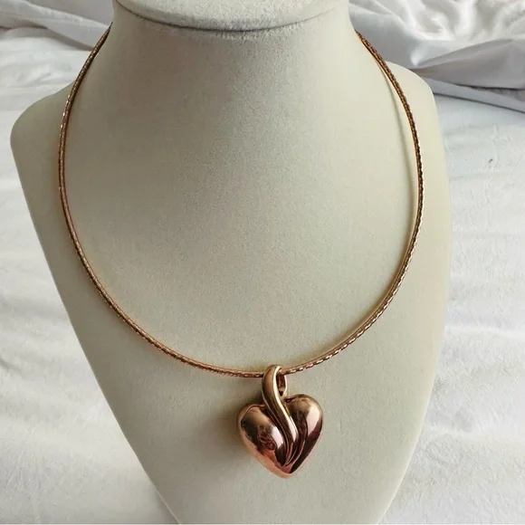 Rose Gold Vermeil 925 Omega Necklace with Heart Pendant - Picture 11 of 15